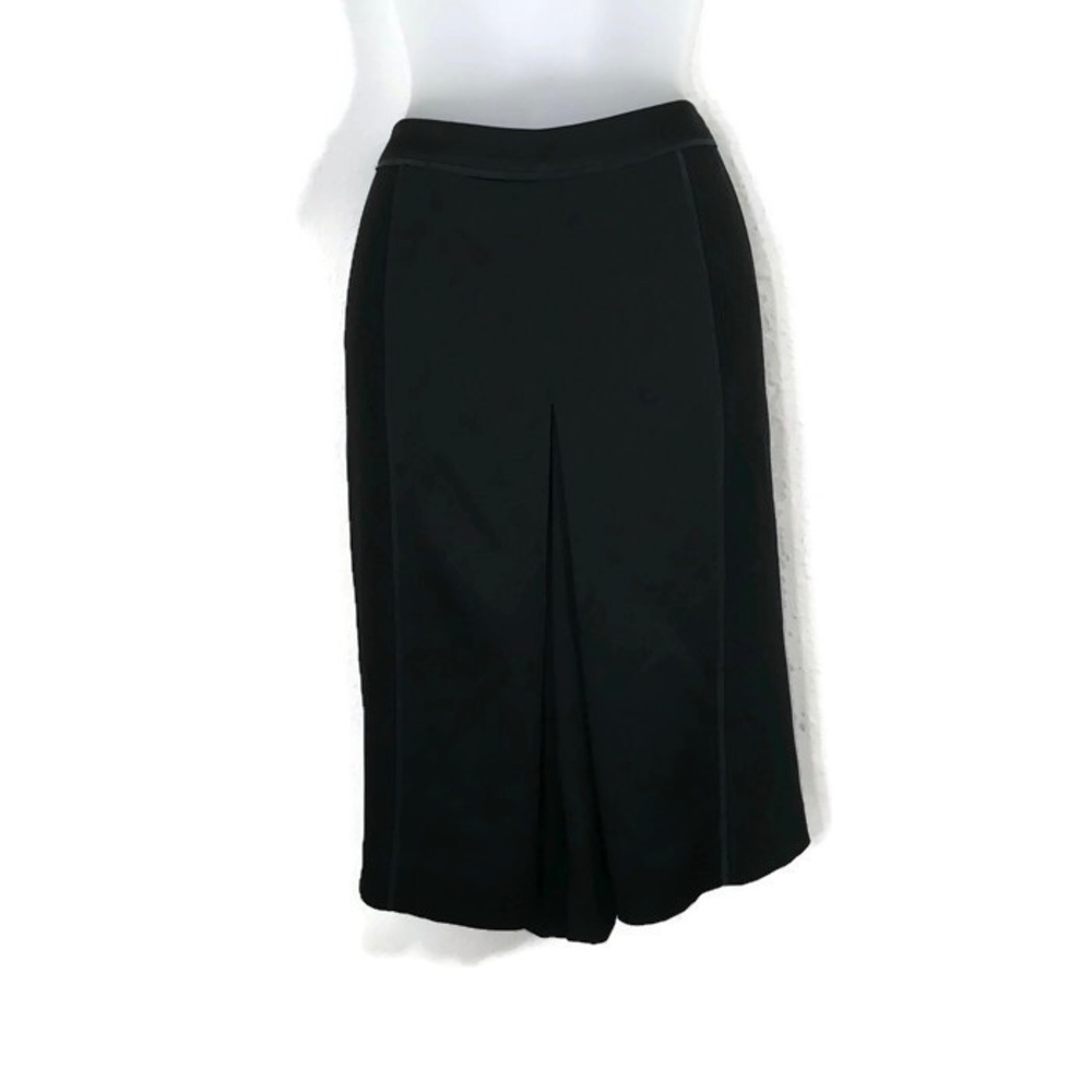 New BCBGMaxazaria Runway Hanne Short SZ 6 Black D - Picture 6 of 8